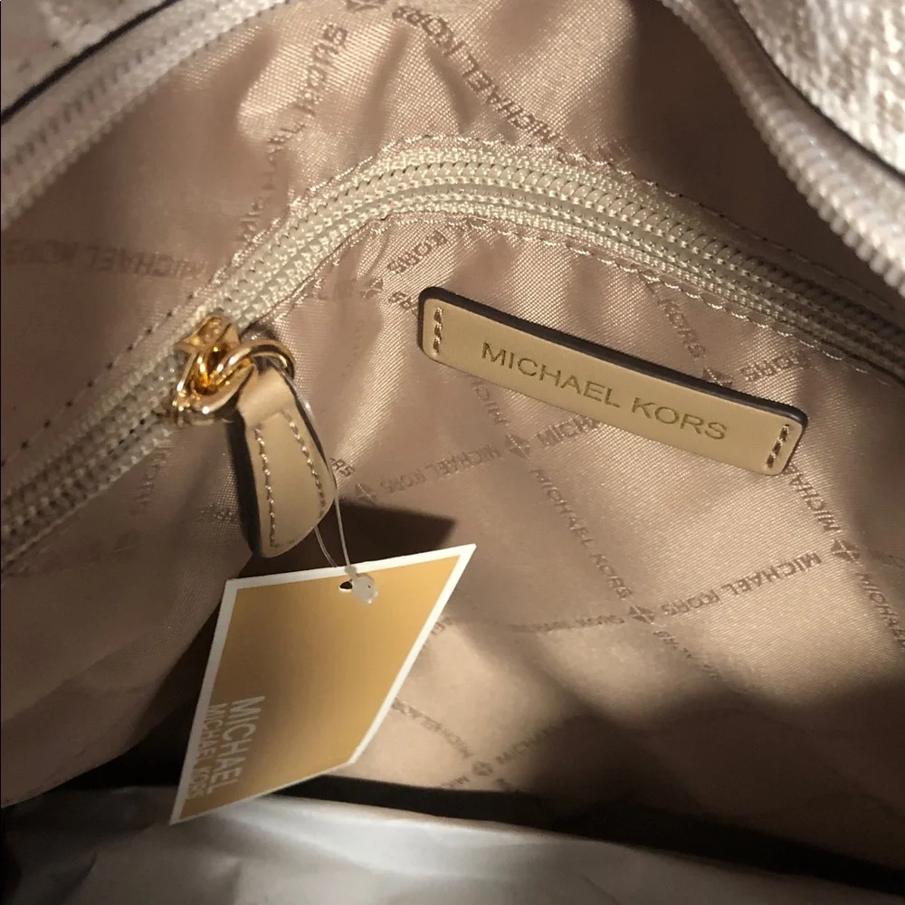 New Michael Kors Cream and Gold Large Tote Bag - Picture 10 of 14